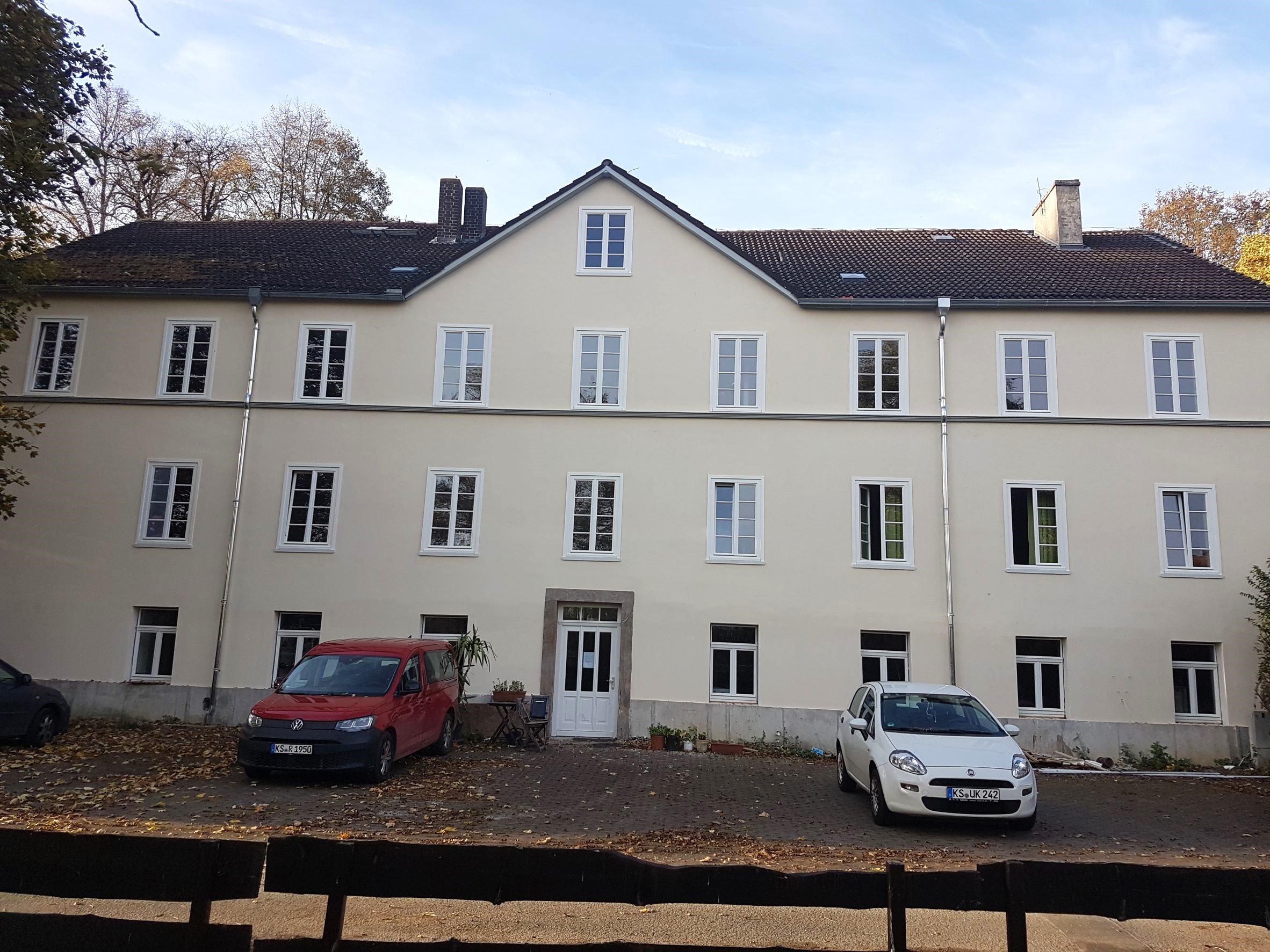 Herrenhaus_Eingangsseite